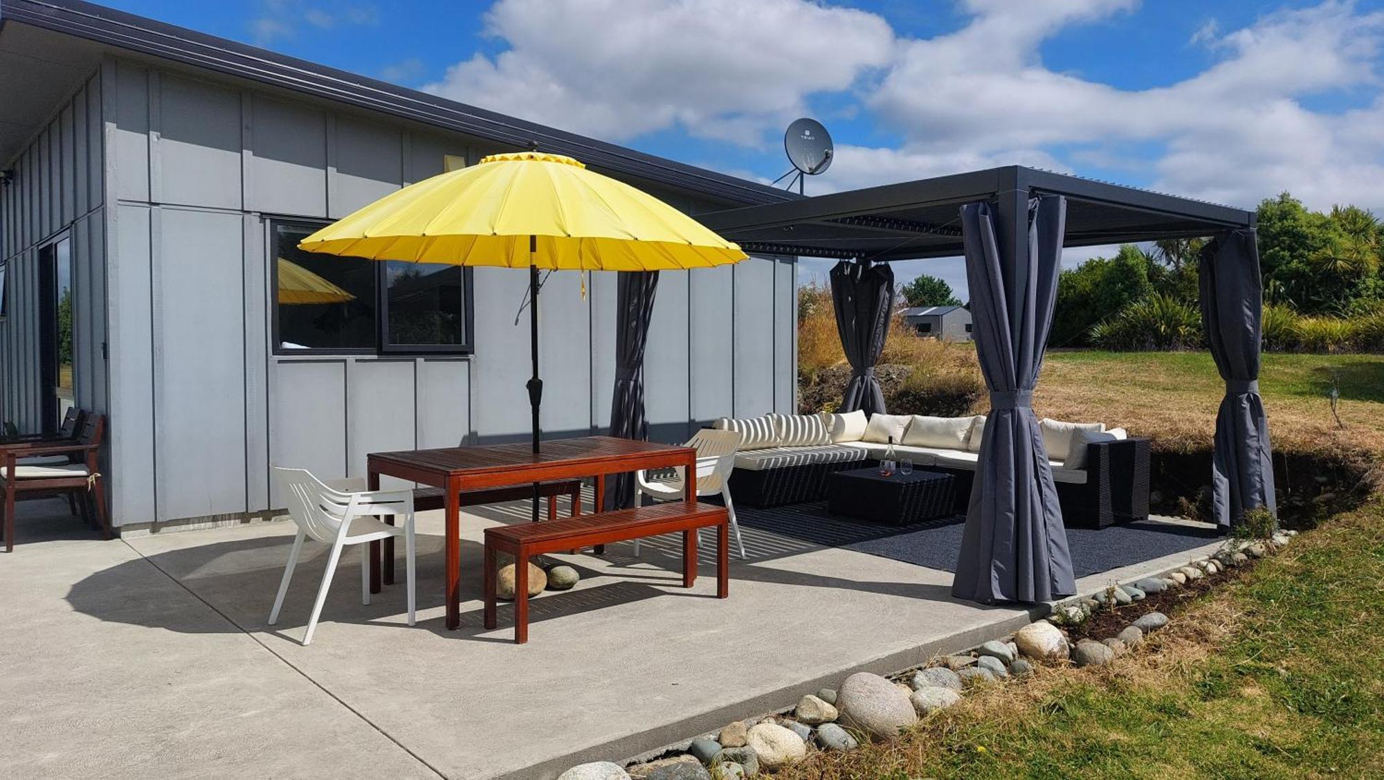 The Tui Studio - Te Anau Holiday Studio Luaran gambar