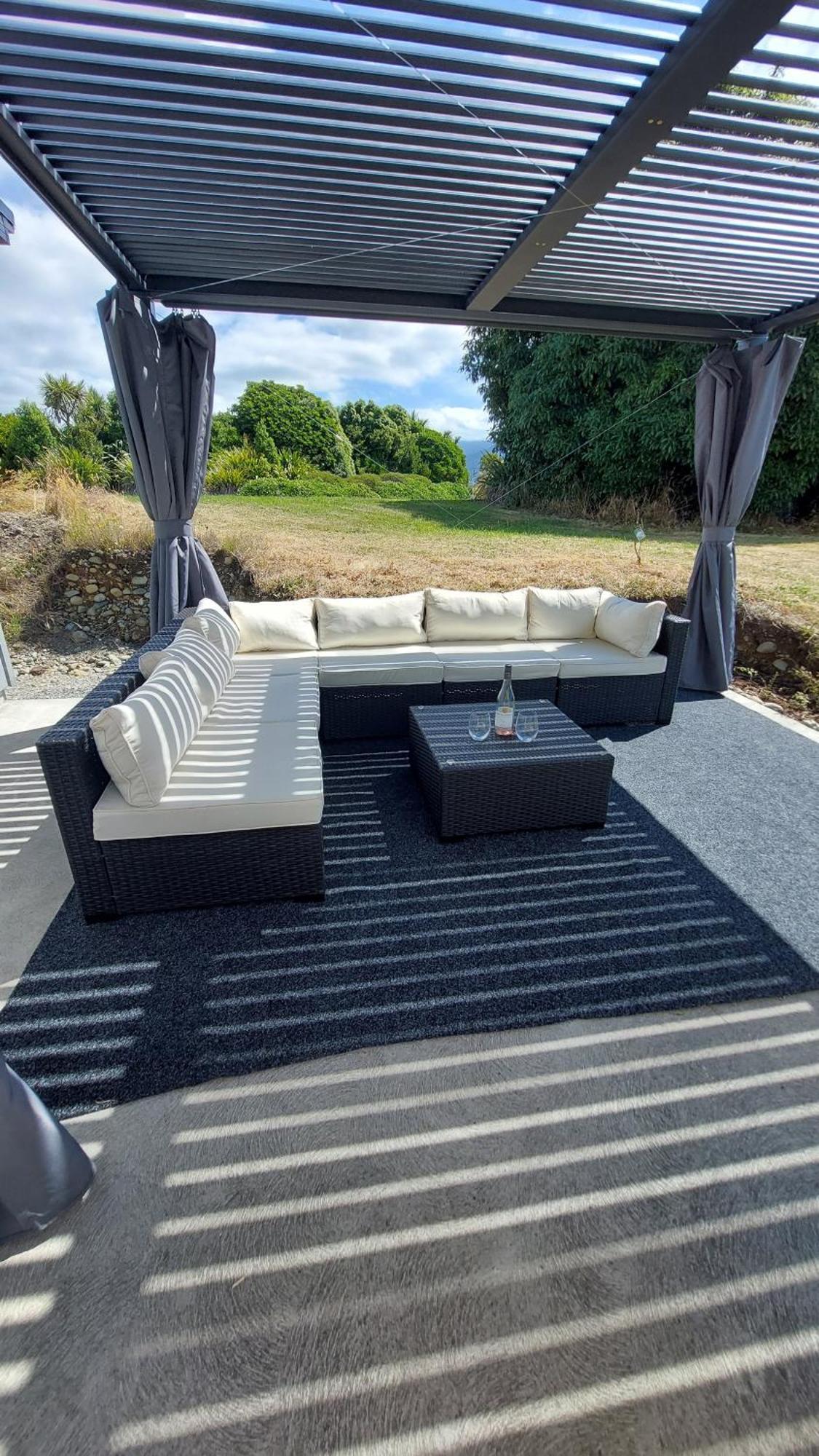 The Tui Studio - Te Anau Holiday Studio Luaran gambar