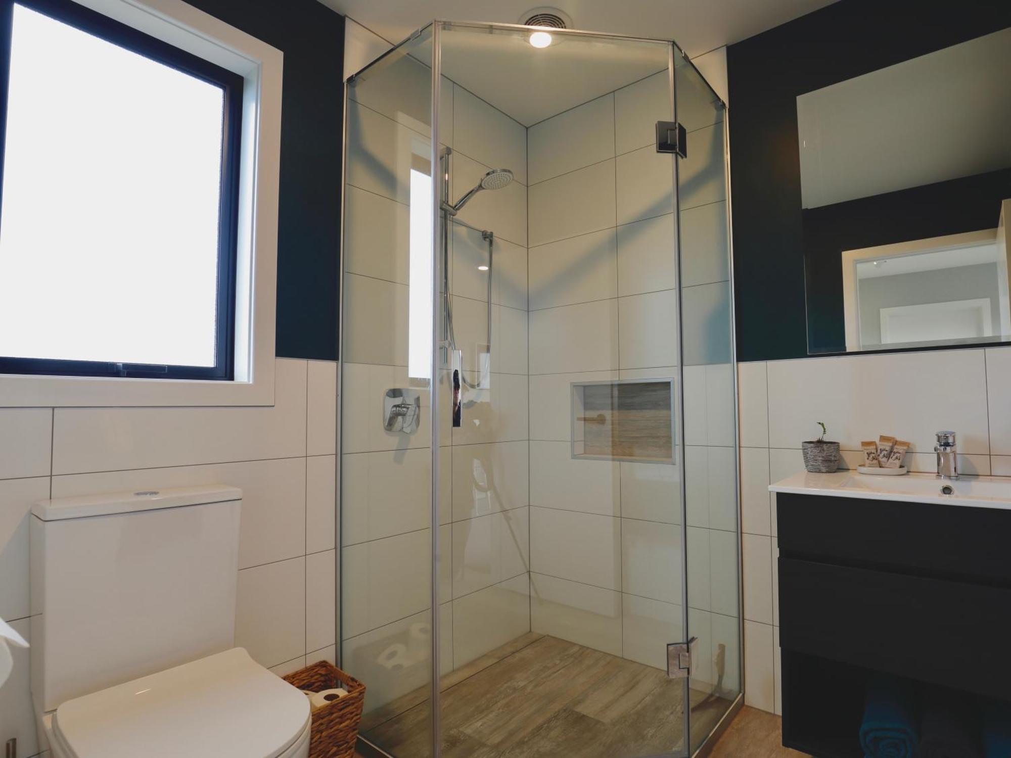 The Tui Studio - Te Anau Holiday Studio Luaran gambar